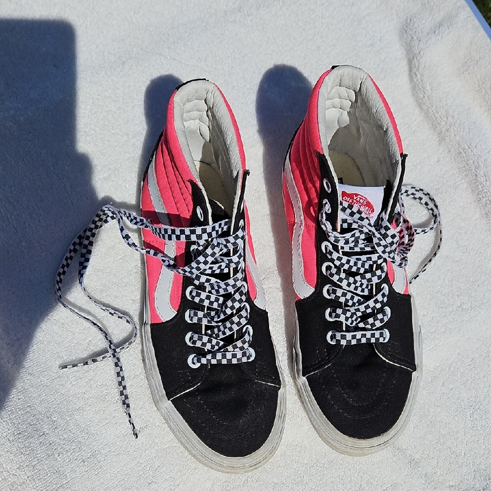Vans Women's Black and Pink High-Top Sneakers